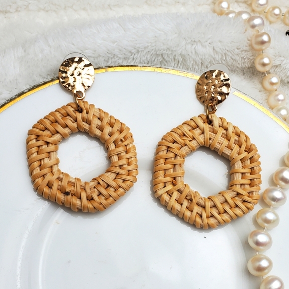 🌟5/$25 Boho Rattan Earrings - Picture 2 of 2